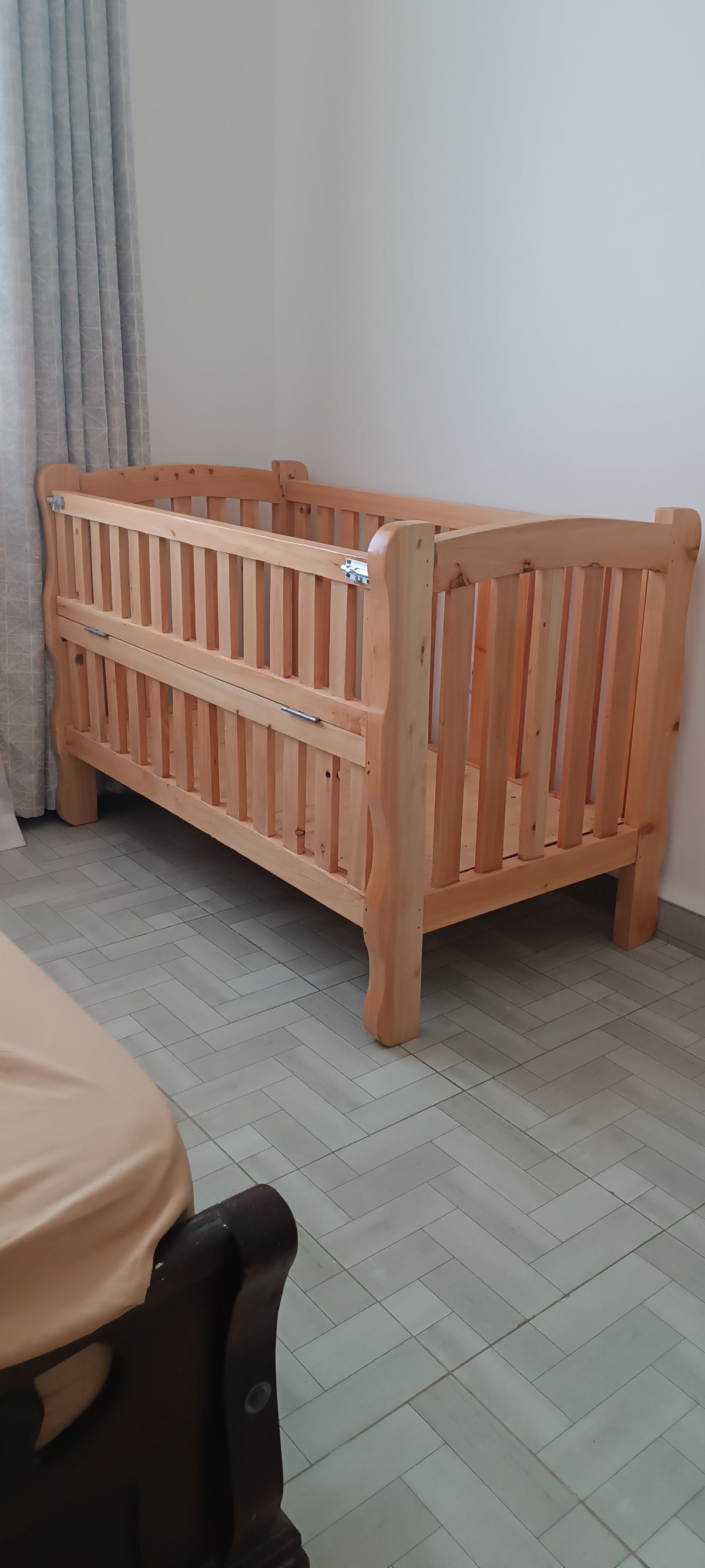 Baby cot