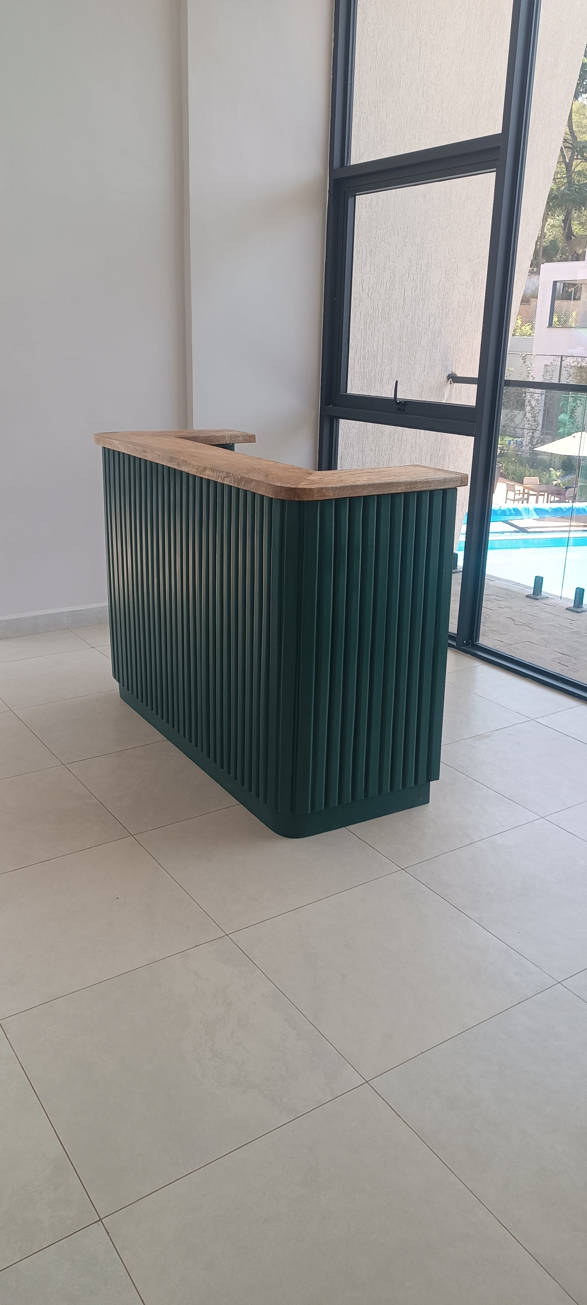 Reception desk